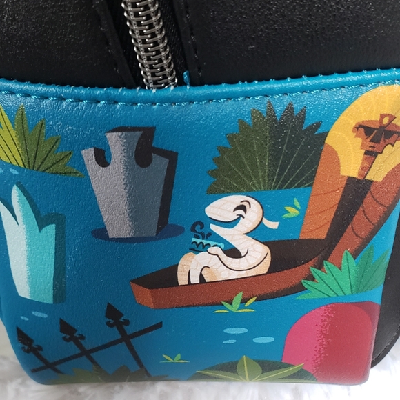 SOLD! NWT Loungefly Haunted Mansion Mini Backpack & Card Holder - Picture 11 of 15